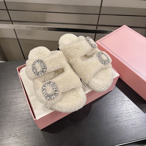 水钻扣羊皮毛一体毛毛拖鞋女外穿厚底防滑懒人一字拖冬季保暖2026