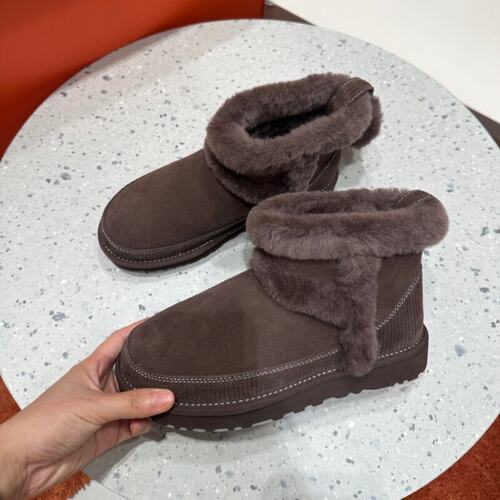 皮毛一体雪地靴女款冬季厚底短靴加厚保暖毛毛靴防水防滑