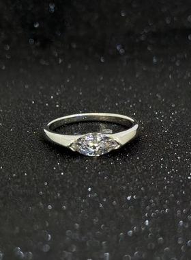 光托横镶马眼1克拉橄榄戒指