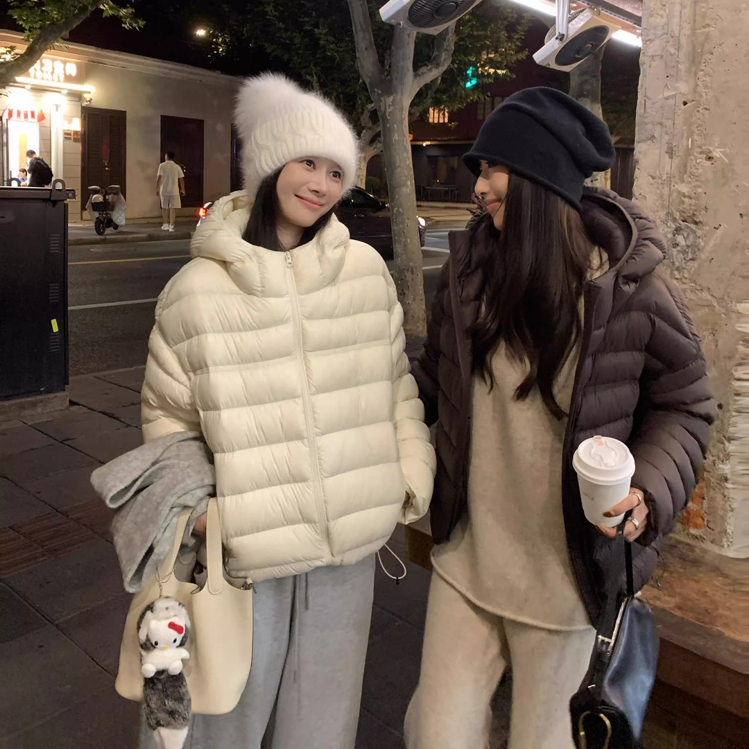 排骨羽绒服女款爆款2025新款正品90白鸭绒短款休闲连帽外套轻薄款