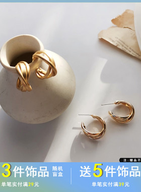 925银针个性C字耳圈气质小众哑光金属设计耳钉新潮耳饰圆耳环圈圈