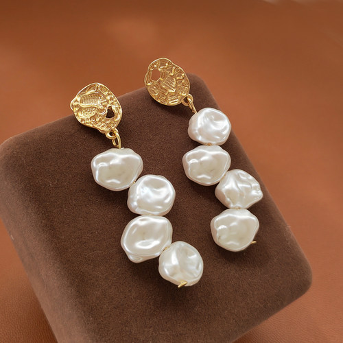 大嫂同款巴洛克风珍珠耳环气质