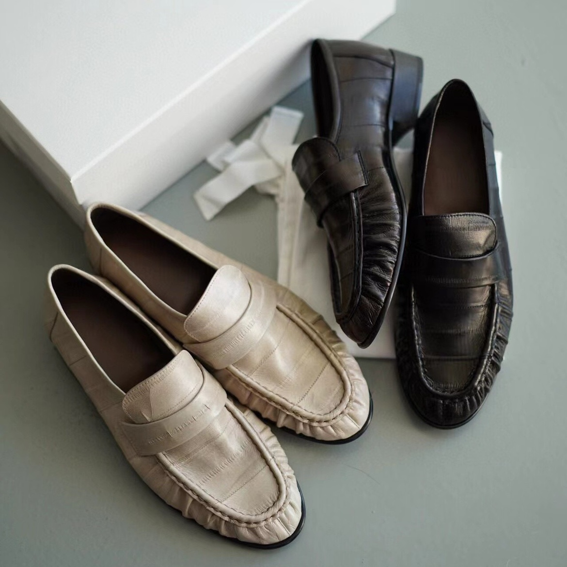 真皮休闲百搭鳗鱼皮舒适