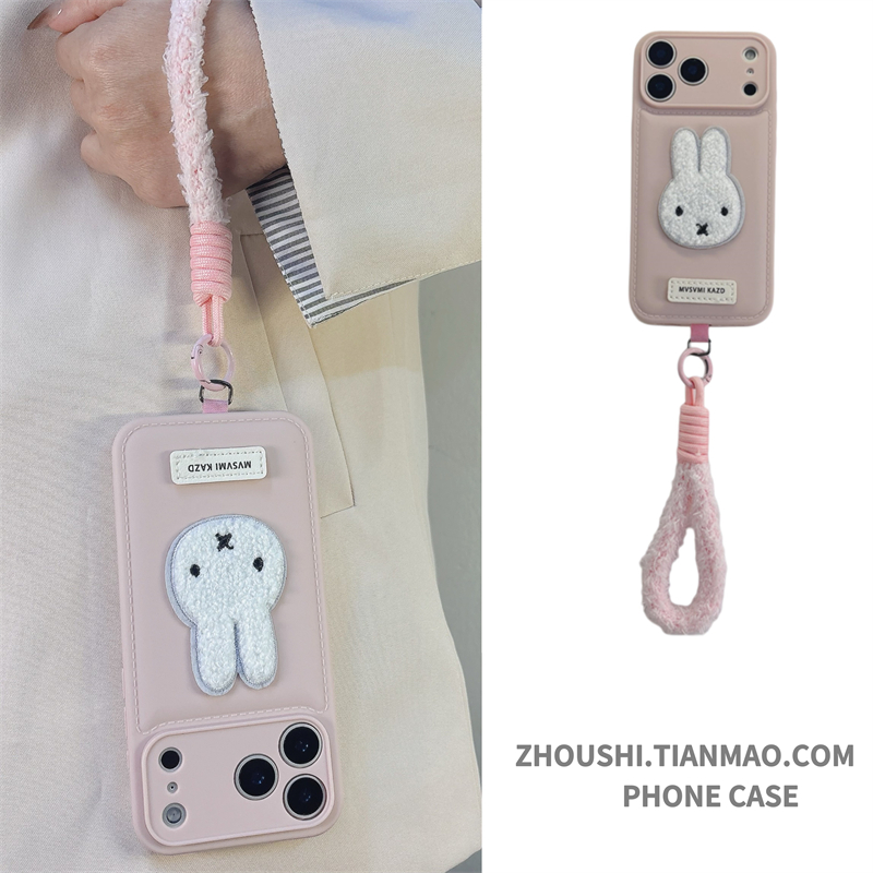 秋冬粉色毛绒小兔适用opporeno14手机壳reno13/12/11pro软reno10女findx9/8高级感A6毛绒手绳A5/A3保护套新款