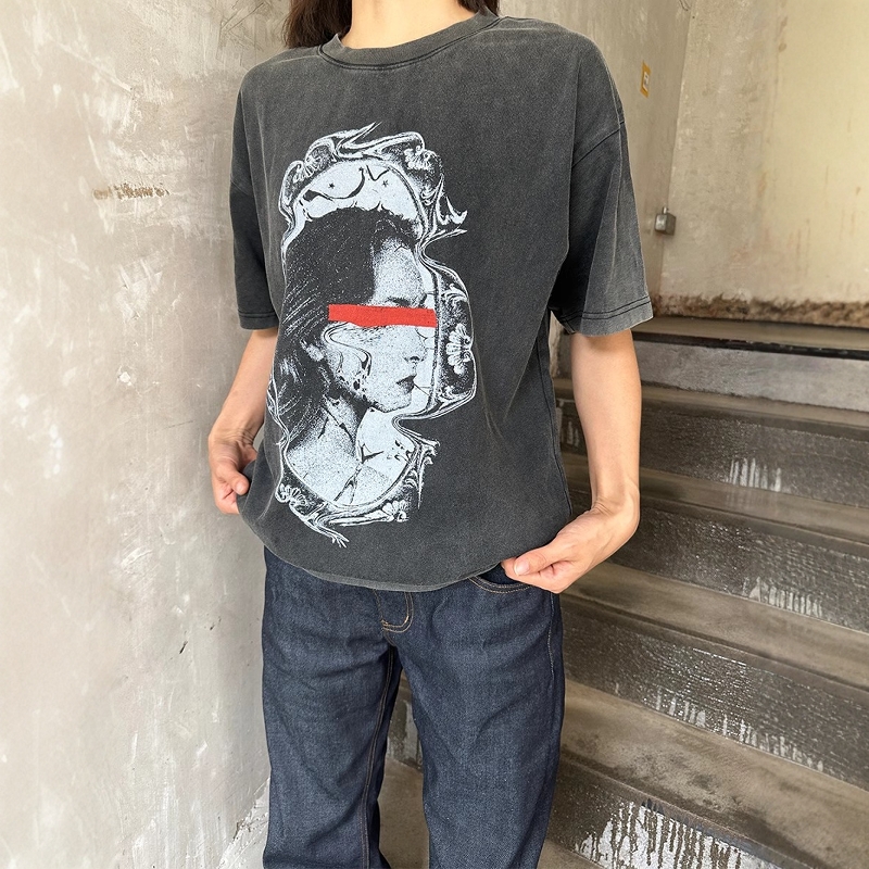 纯棉水洗数码印花短宽版型T恤