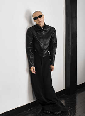 Without Me/无性别立领异形下摆收腰皮衣number of performances