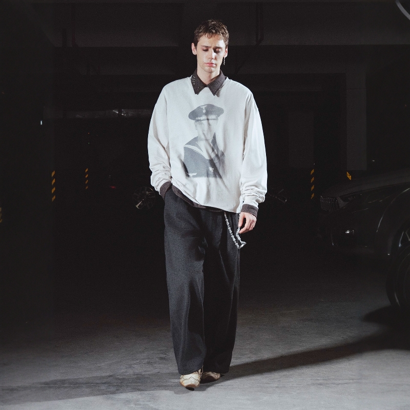 海军印花圆领套头长袖T恤