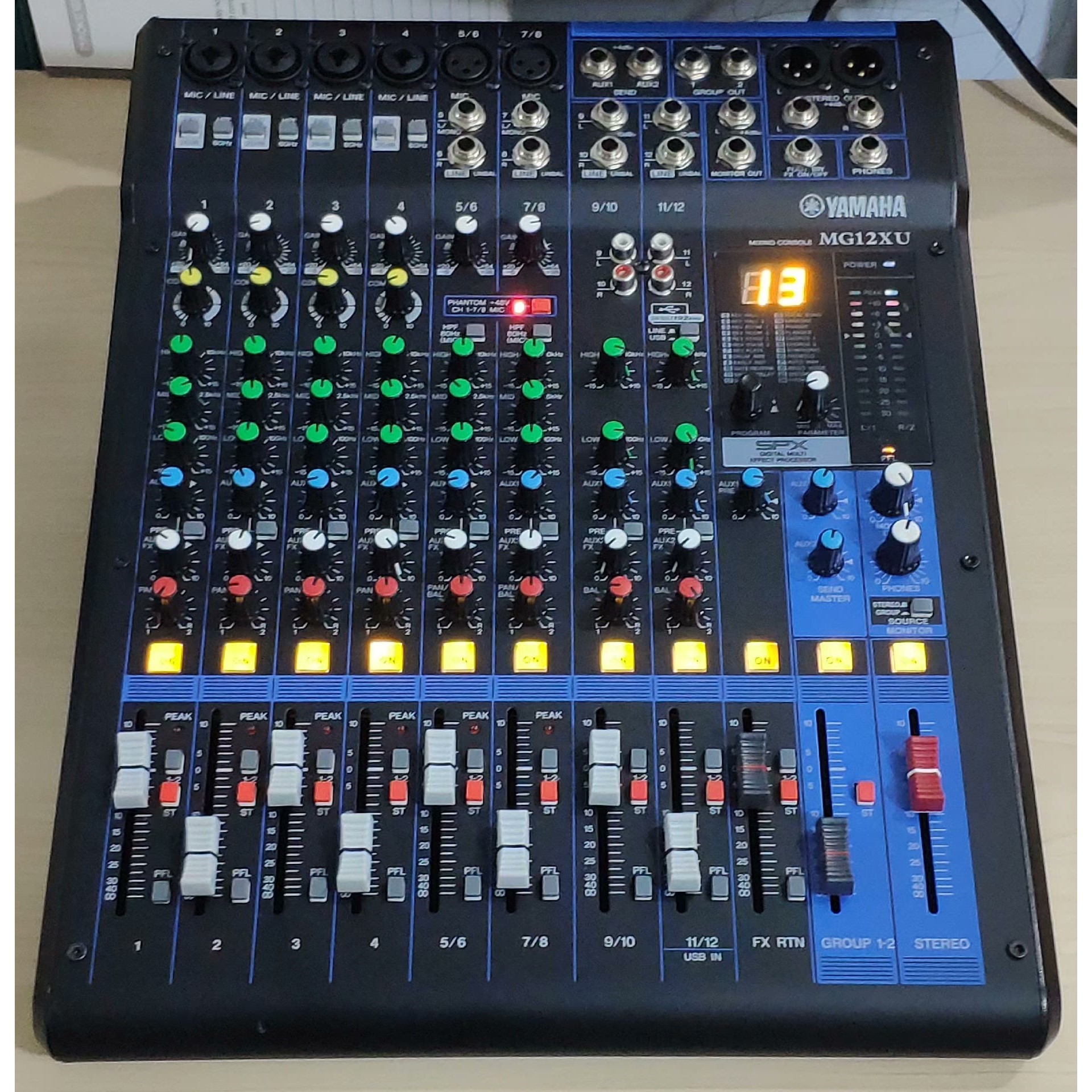 YAMAHA 雅马哈 带效果调音台MG12XU95新推子,拍前沟通