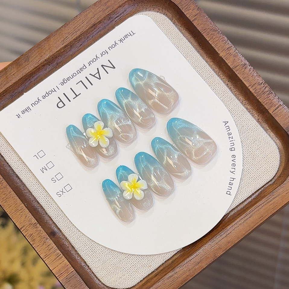 纯手工【波光粼粼】海边蓝色冰透波浪猫眼显白鸡蛋花渐变穿戴甲,彩妆/香水/美妆工具,穿戴甲/甲片,淘宝优惠券,粉丝福利购,淘宝优惠卷