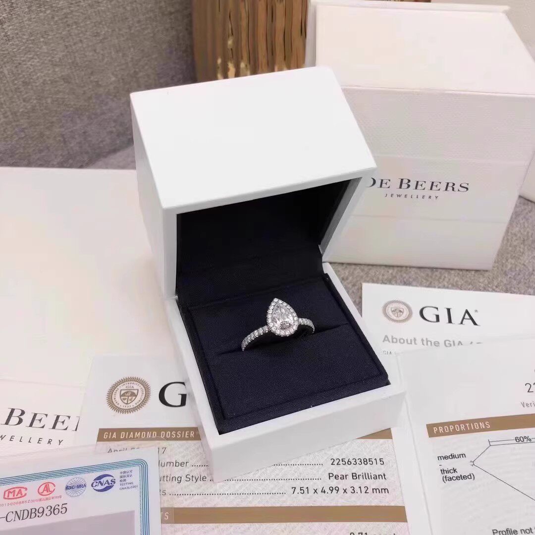 二手推荐99新Debeers戴比尔斯水滴形镶嵌0.7克拉52号钻戒女生戒指
