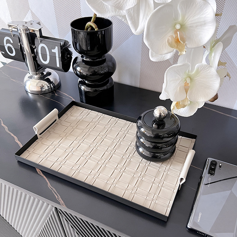 轻奢风高档皮革收纳盘摆件