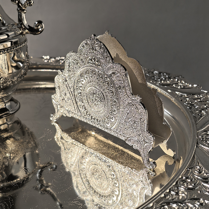 LIVETAI中古风电镀银立式纸巾架