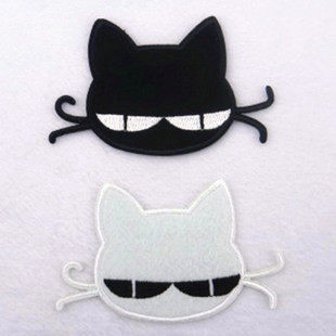 黑白大眼猫咪刺绣背胶熨烫贴布贴花大尺寸修补丁贴标黑白色猫咪
