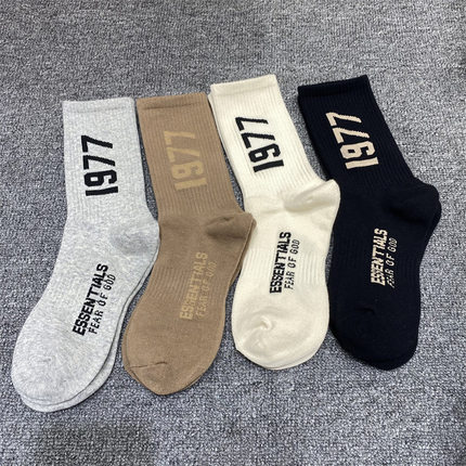 潮牌1977数字袜男长筒袜 ins潮女中长筒街头运动棉加厚秋冬袜咖色
