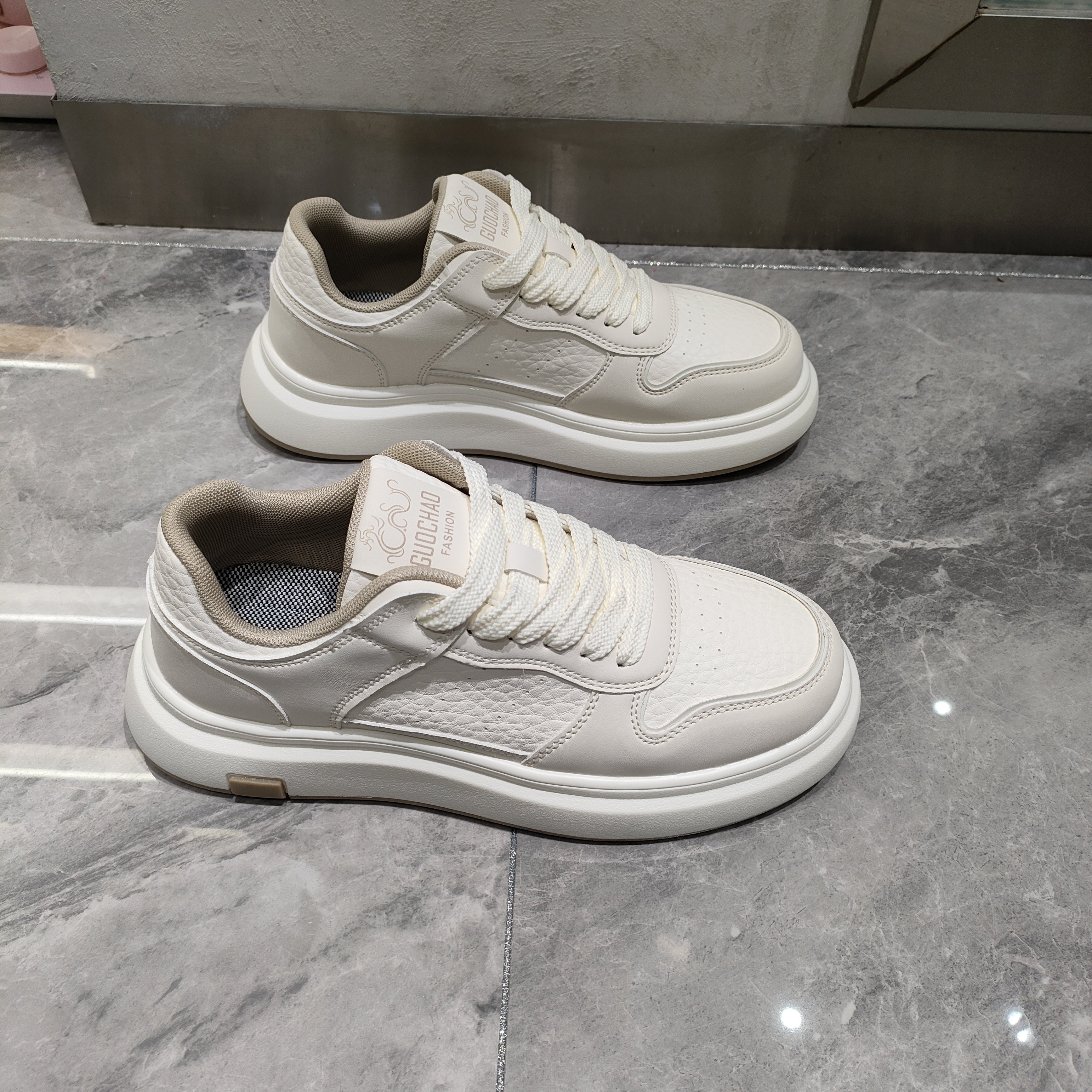 男鞋2026春季新款百搭休闲轻便软底青年板鞋厚底透气小白鞋,流行男鞋,时尚休闲鞋,淘宝优惠券,粉丝福利购,淘宝优惠卷