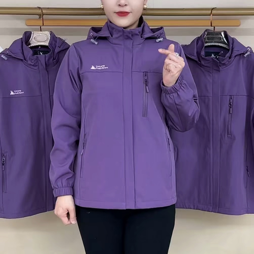 山峰图胸兜拉链帽款冲锋衣外套春秋款防风保暖休闲通勤中老年女装