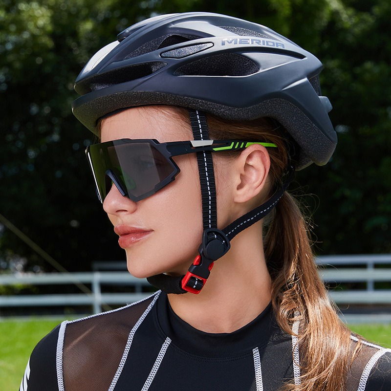 防风眼镜户外骑行护目镜日夜两用运动防雾徒步自行车夜骑男女登山