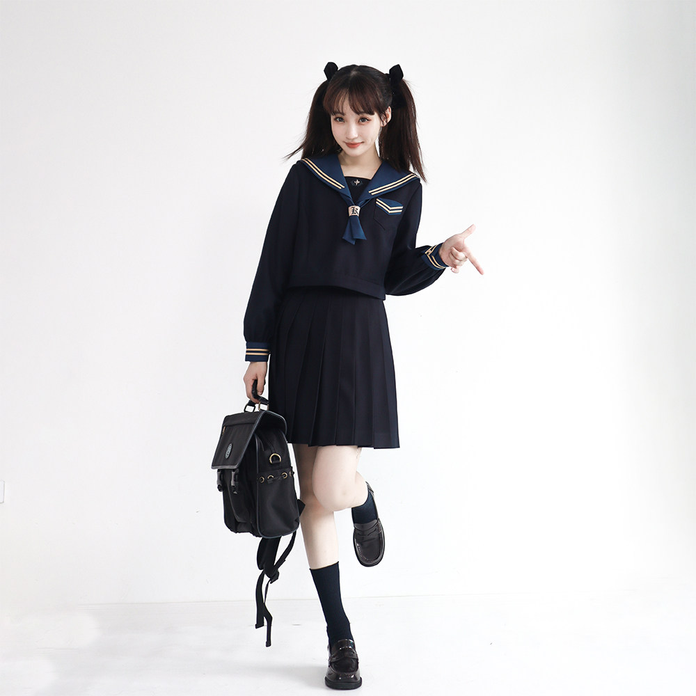 （清仓）仲春二四  岚津女子   中间服水手服学院风套装