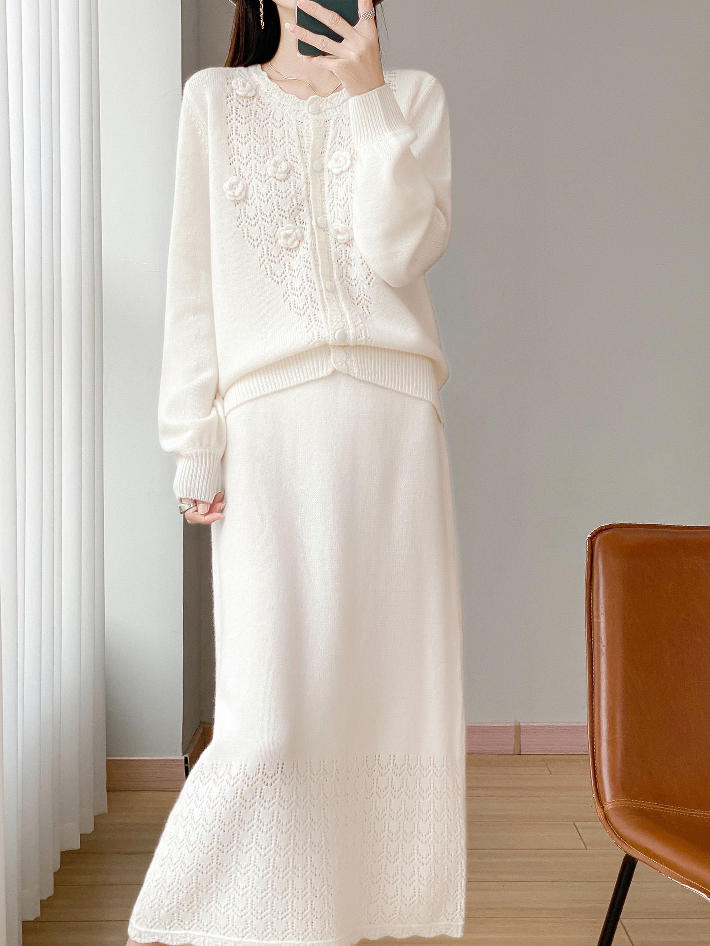 镂空手工钩花100%纯羊毛针织衫套装女圆领开衫中长款半身裙两件套