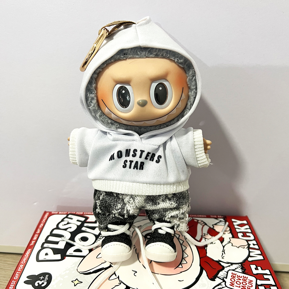 泡泡玛特labubu马卡龙坐坐派对毛绒公仔系列三代搪胶手办玩偶衣服