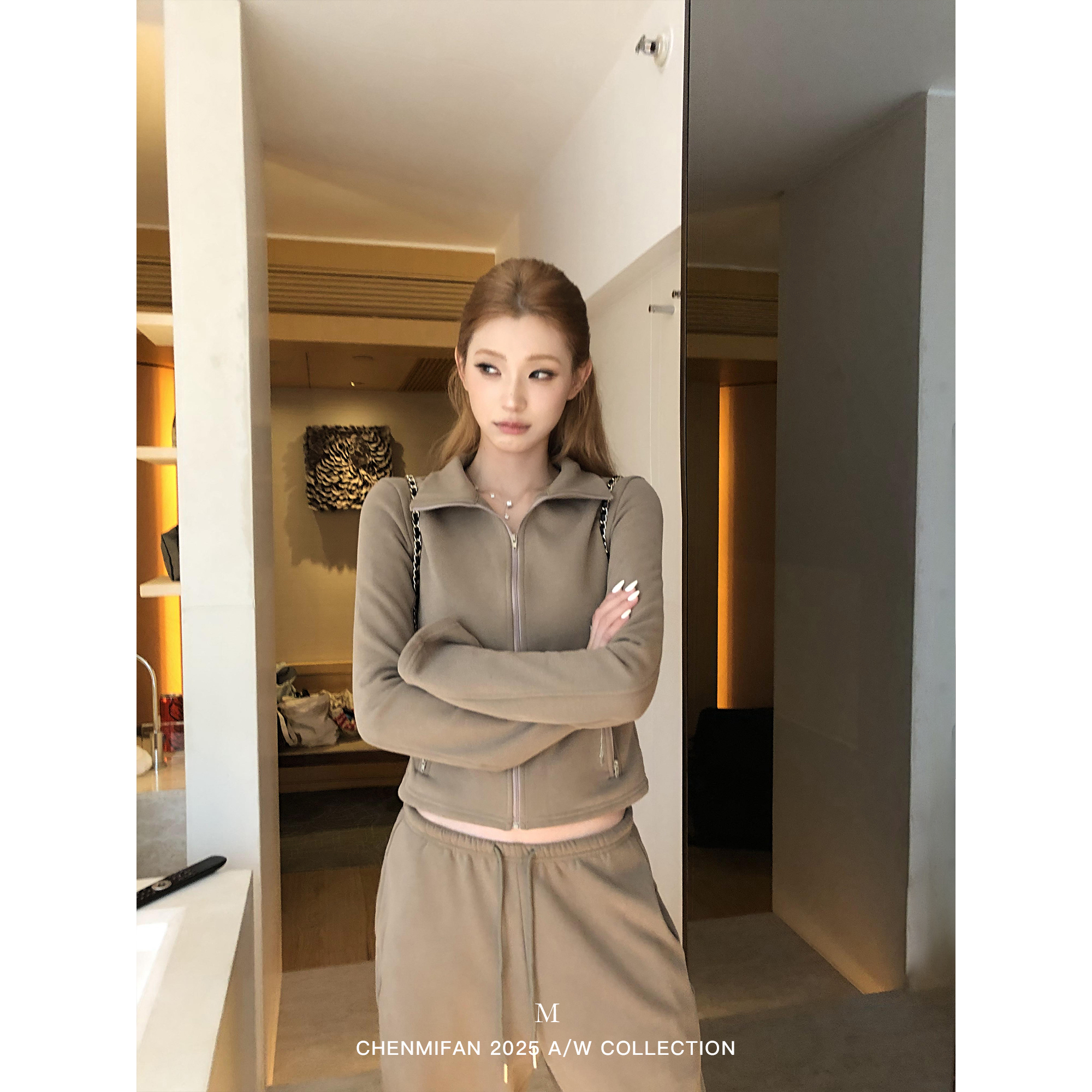 辰米范 慵懒outfit 美式休闲立领卫衣外套女加绒阔腿运动裤两件套