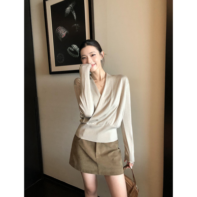 交叉v领毛衣针织衫女上衣