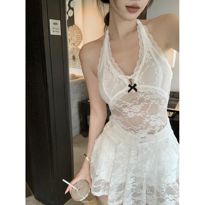 蝴蝶结蕾丝修身连衣裙短款