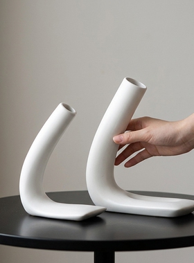 简约白色陶瓷花瓶桌面装饰摆件