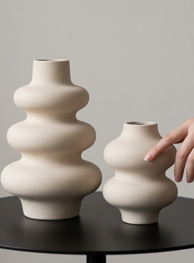 简约现代白色陶瓷花瓶摆件