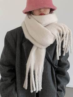学生百搭气质披肩围脖 韩版 新款 保暖围巾纯色加厚加长女2022秋冬季