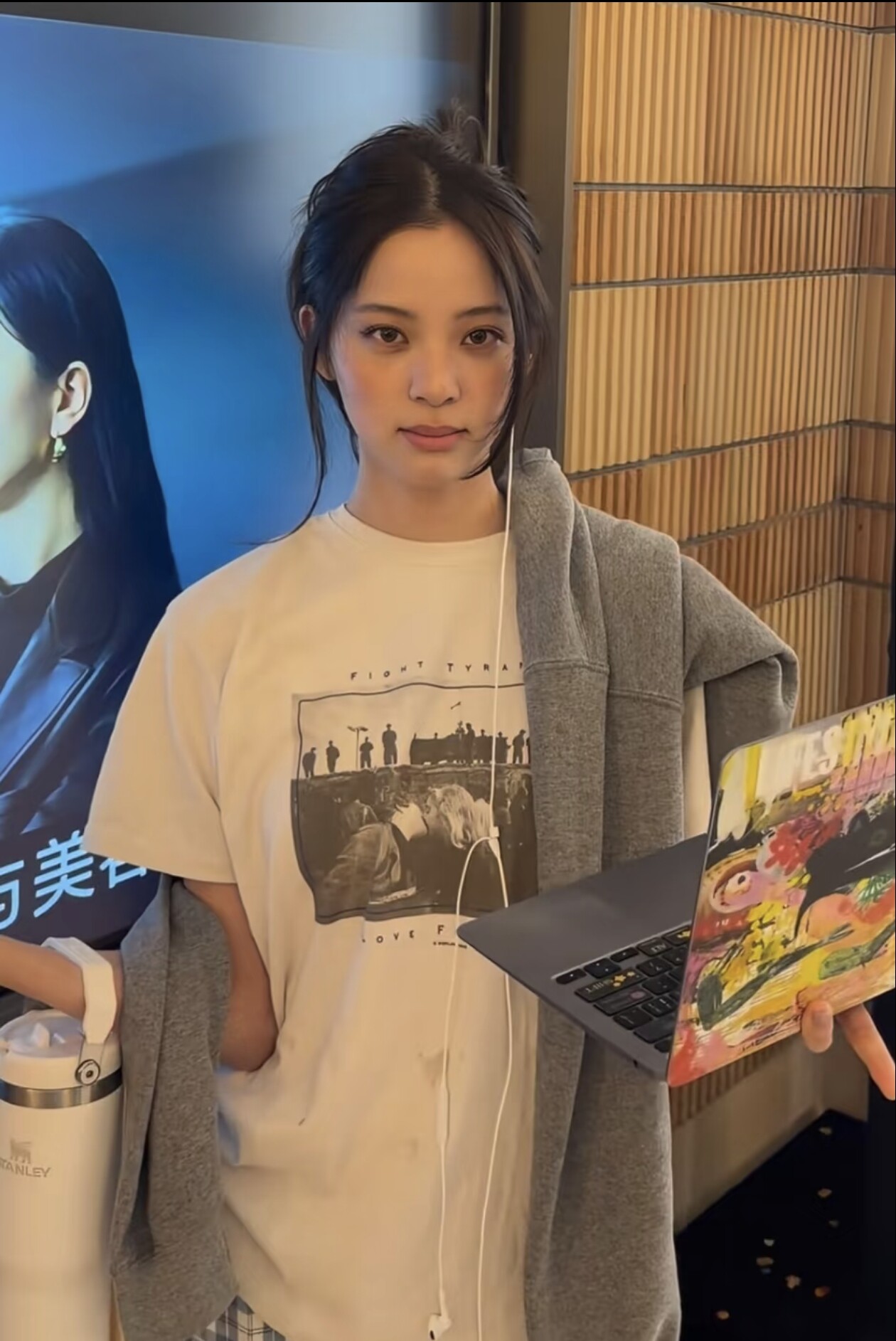 BrandyGirl欧阳娜娜同款柏林墙印花bm短袖T恤女宽松休闲情侣上衣图片