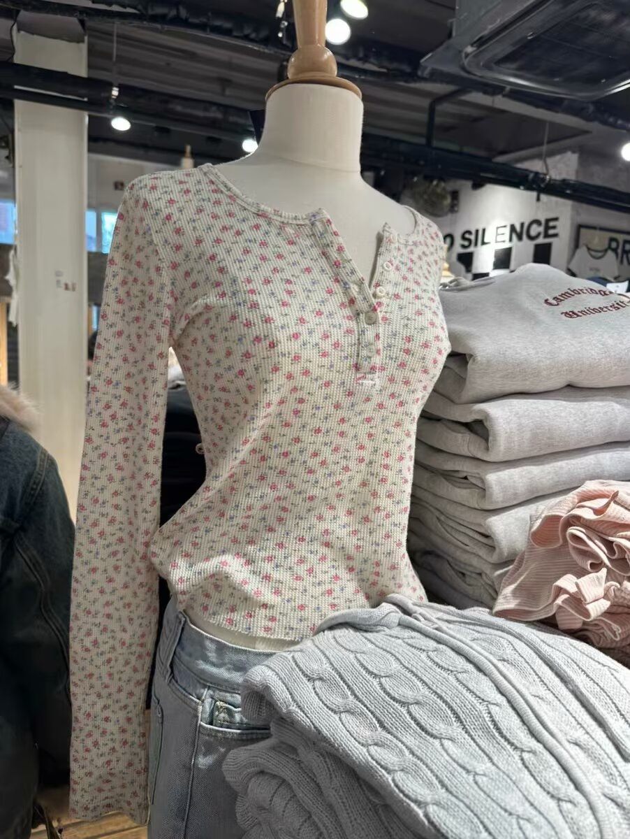 BrandyGirl新款碎花五粒扣华夫格长袖T恤bm修身圆领打底衫上衣女