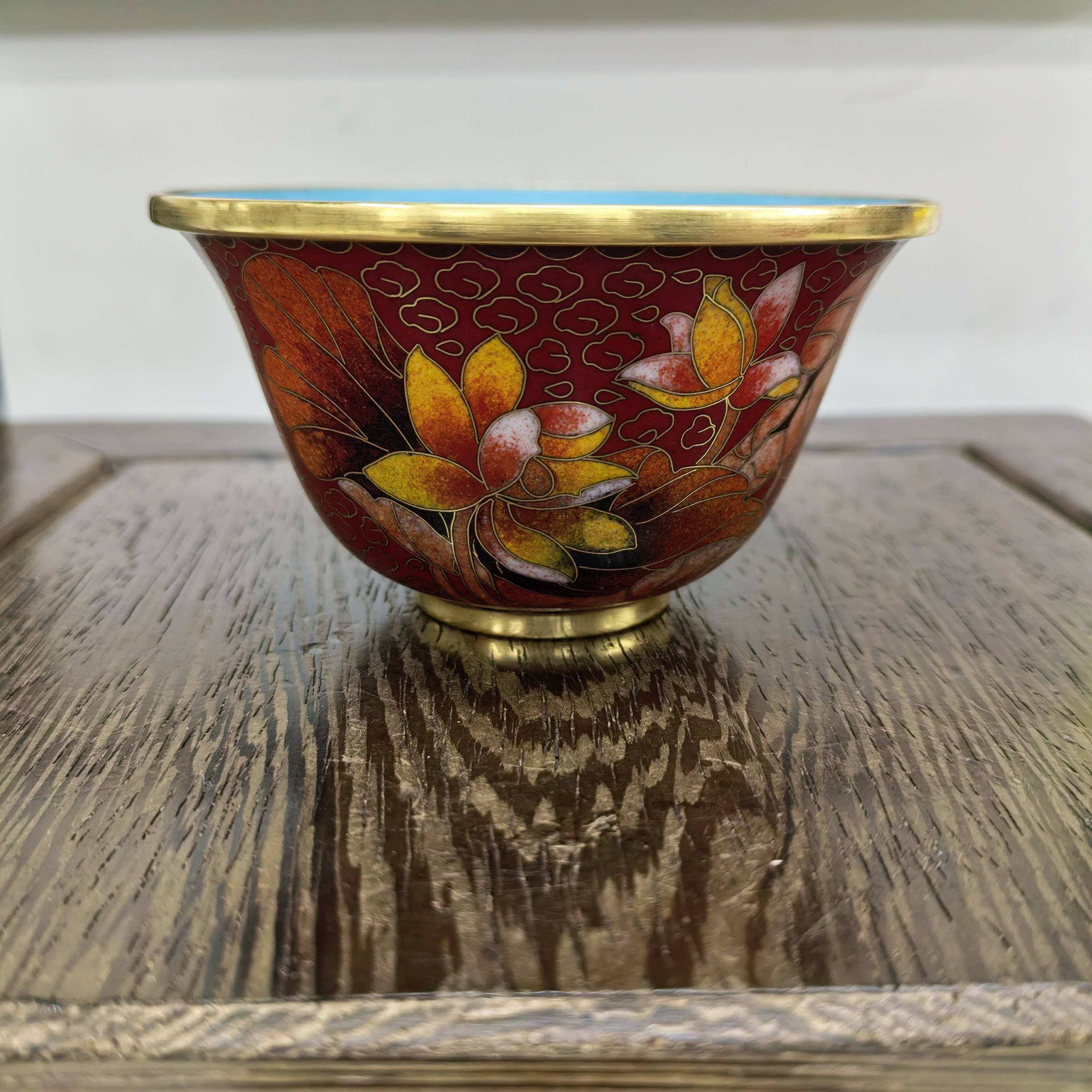 北京宫廷风景泰蓝掐丝珐琅彩4寸实地铜胎花碗家居展示架陈列摆件