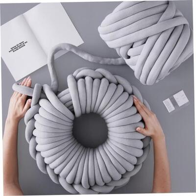 Super Thick Natural Wool Chunky Yarn Felt Wool Roving Yarn新