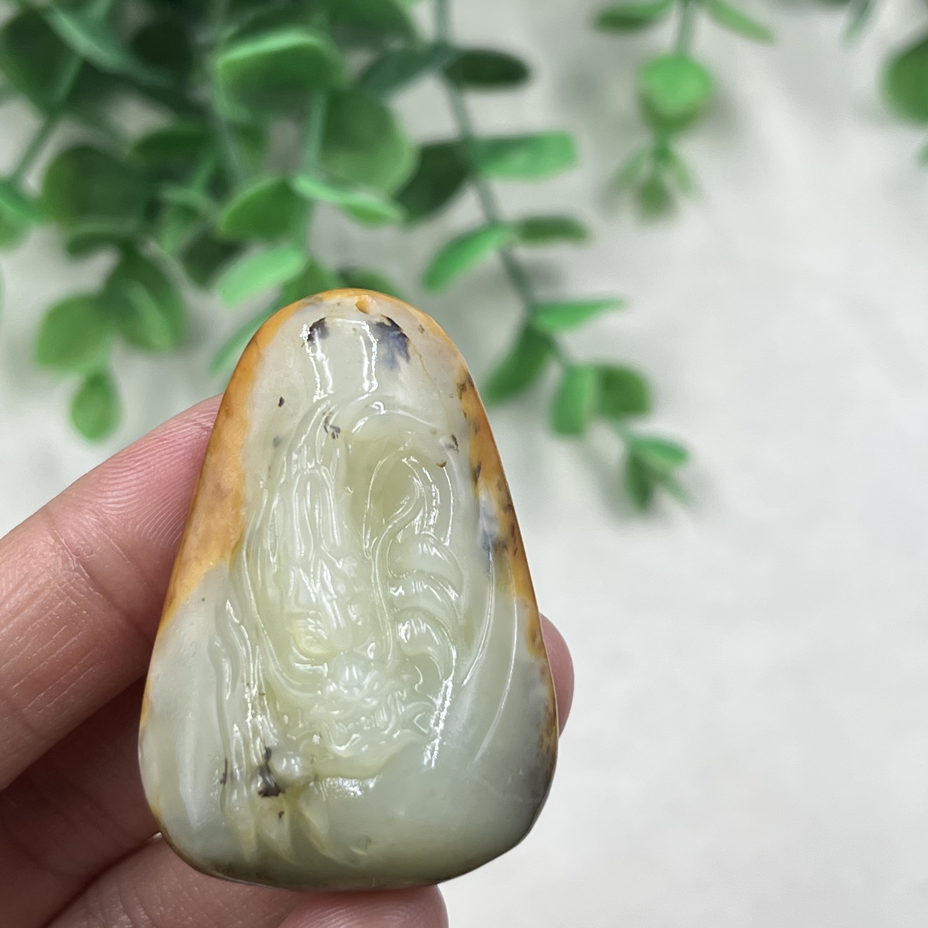 新疆和田玉原皮籽料三色生肖龙吊坠龙行 天下玉坠包邮17克带证书