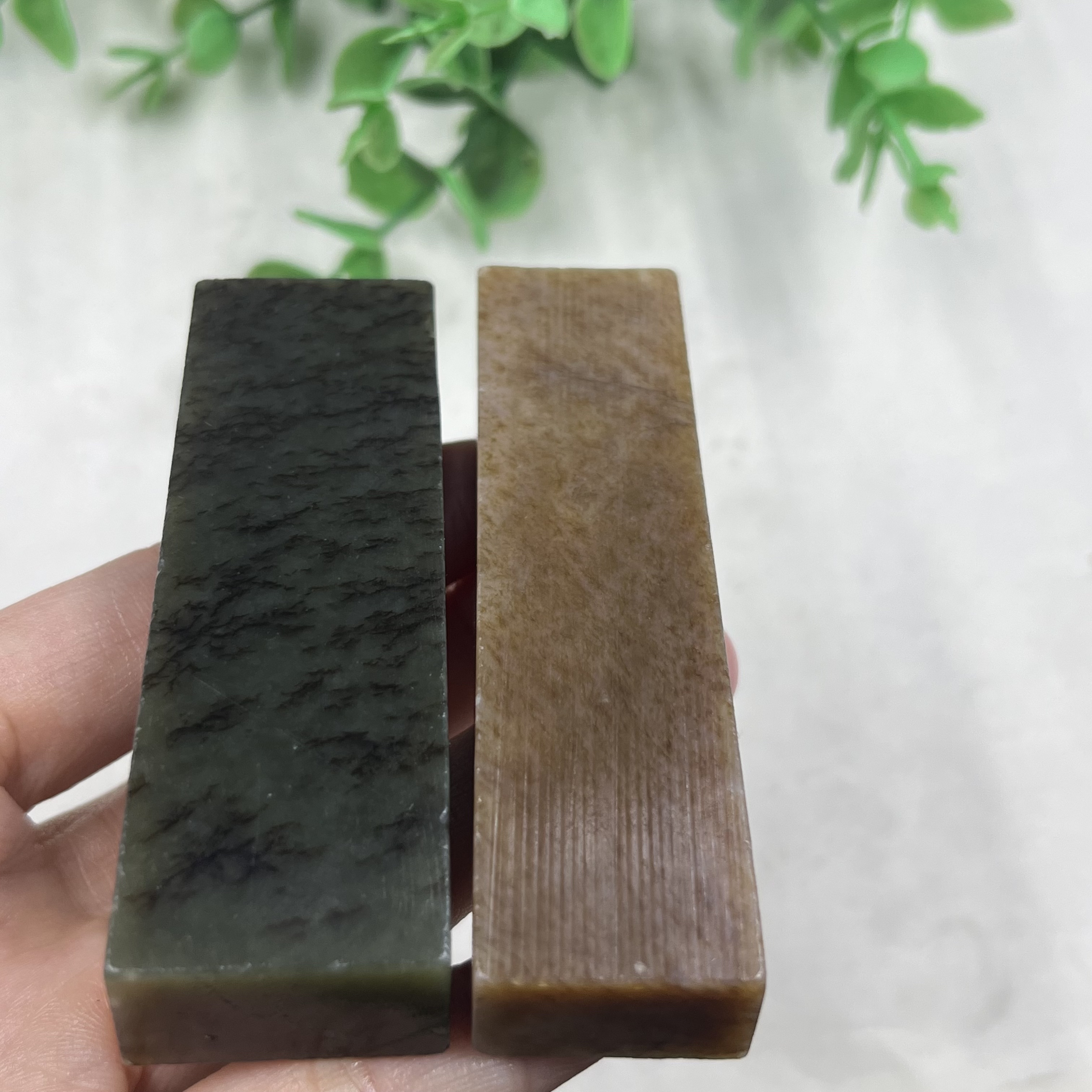 2件价新疆和田玉糖玉且末牌子边角料玉石料DIY挂件下脚料包邮t