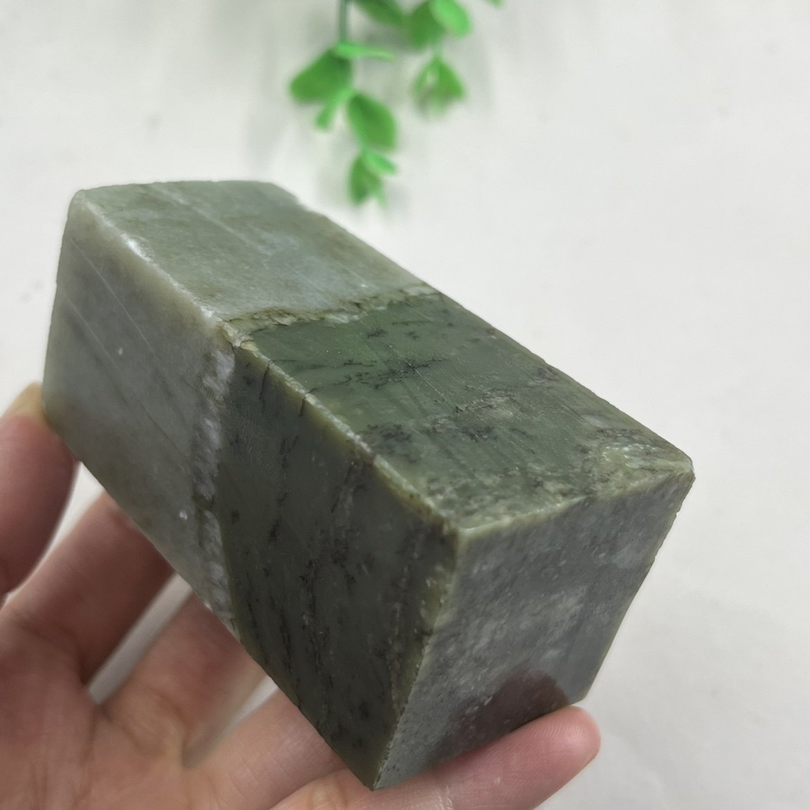 新疆和田玉特色分间印章边角料镇纸镇尺下脚料雕刻毛料包邮228克