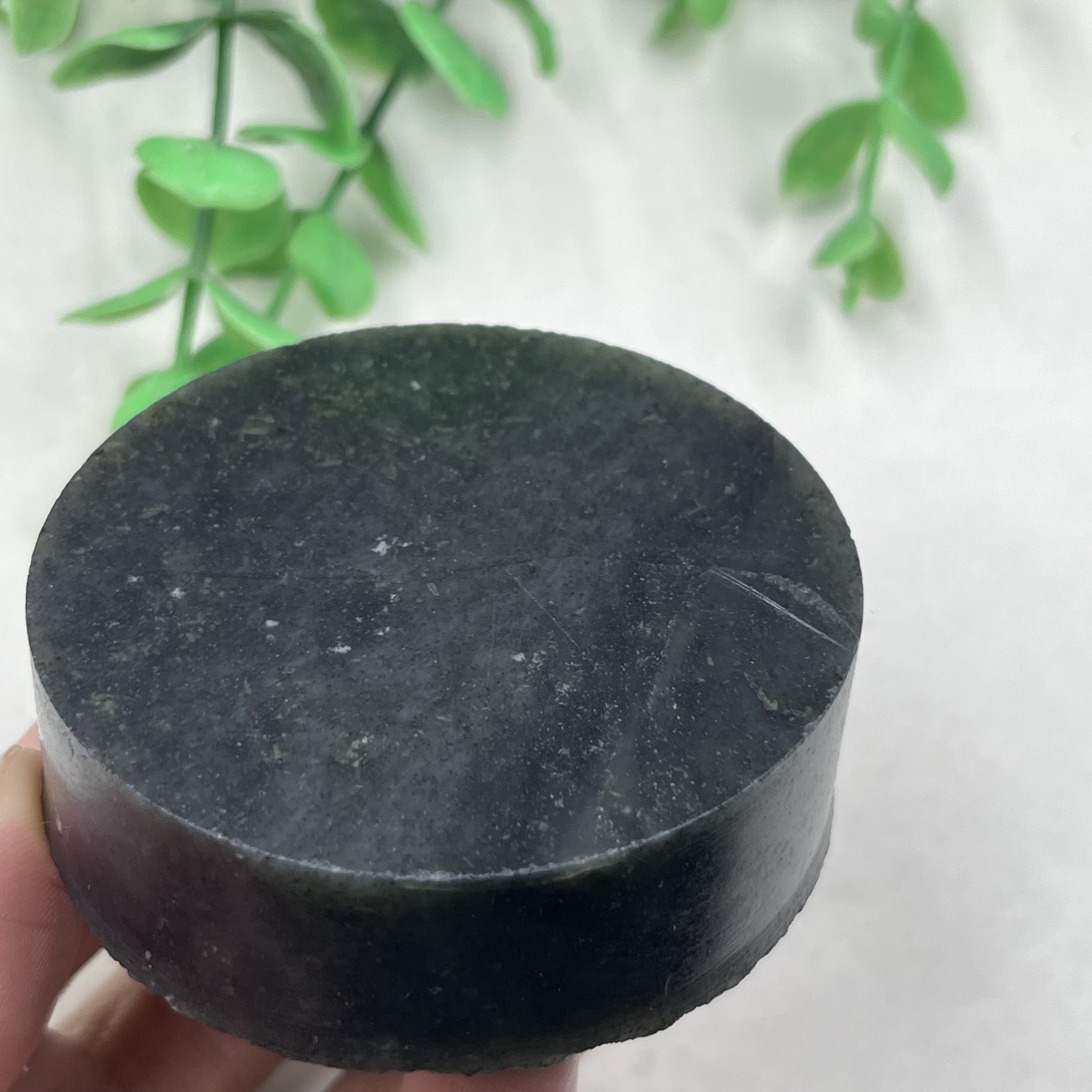 新疆和田玉青花籽手镯芯圆牌边角料玉石料牌子料茶托料包邮144克t