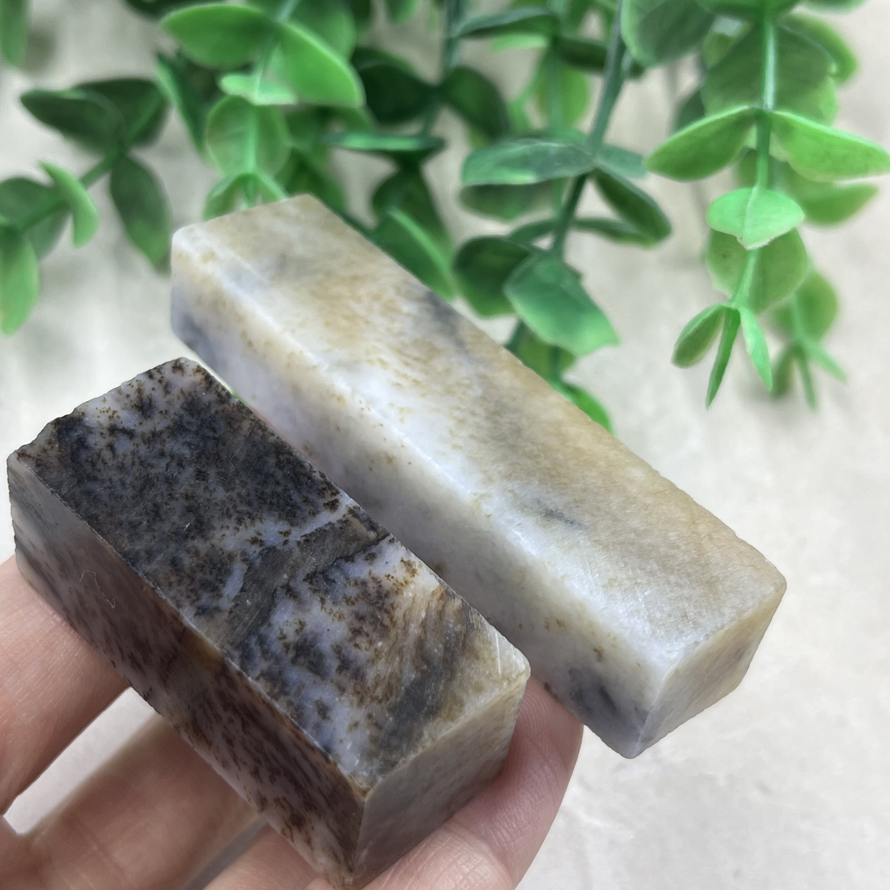 2件价新疆和田玉糖草花特色意境三色印章 边角料吊坠玉石料包邮t