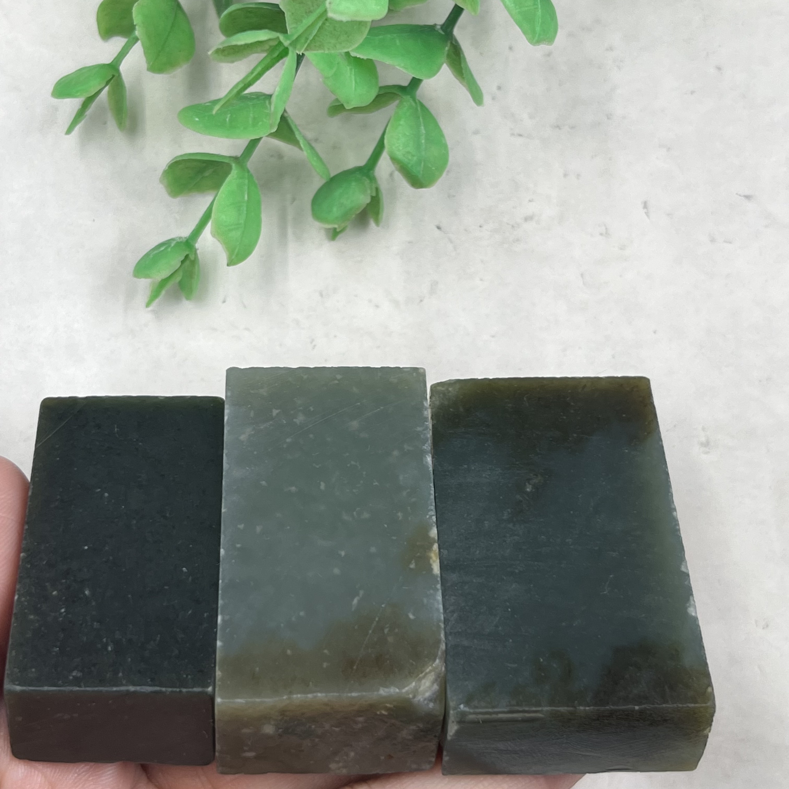 3件价新疆和田玉糖青玉且末牌子边角料玉石 料DIY珠子毛料包邮t