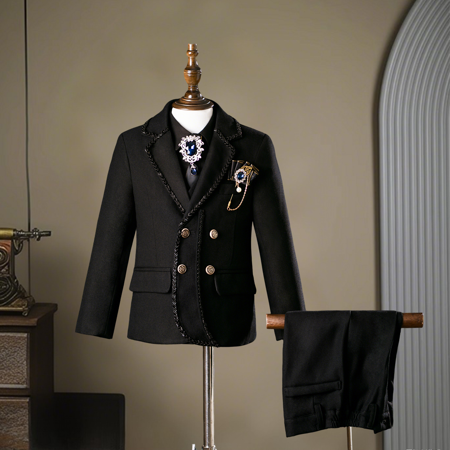 男童礼服高端2025新款主持人西装套装儿童花童走秀西服钢琴演出服
