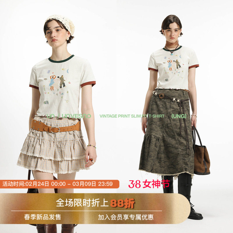 【手绘印花】Unvesno(UN)复古三人游彩纱肌理修身正肩撞色短袖T恤