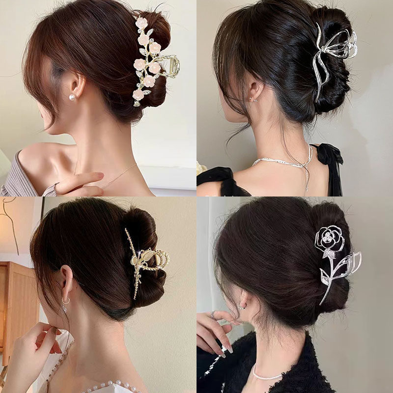 新款冷淡风粉玫瑰蝴蝶金属抓夹女高级感气质鲨鱼夹后脑勺发夹潮