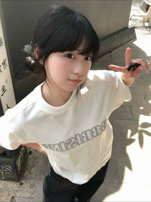 美式高街刺绣字母正肩慵懒风t恤女夏季纯棉白色字母短袖宽松上衣
