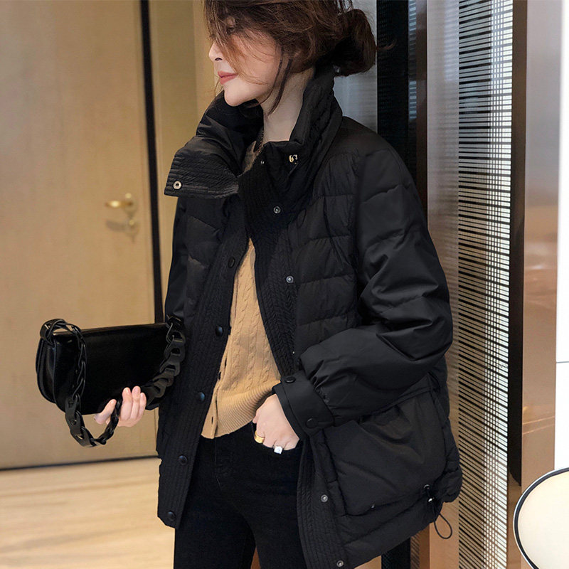 欧洲货站黑色羽绒服短款女2023时尚新款宽松冬季白鸭绒轻薄外套潮