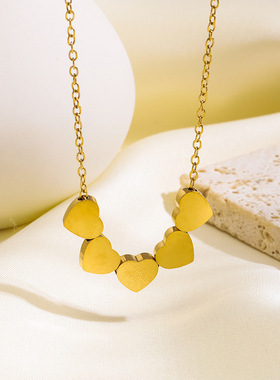 跨境热销时尚串联爱心项链吊坠 气质小众设计感不锈钢项饰饰品女