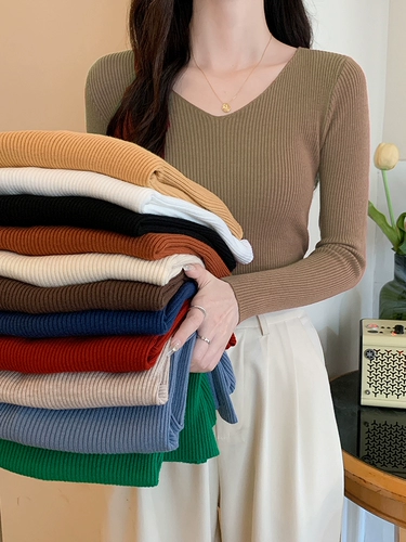 Базовый свитер, демисезонное термобелье, трикотажный лонгслив, V-образный вырез, в обтяжку, облегающий крой, в западном стиле