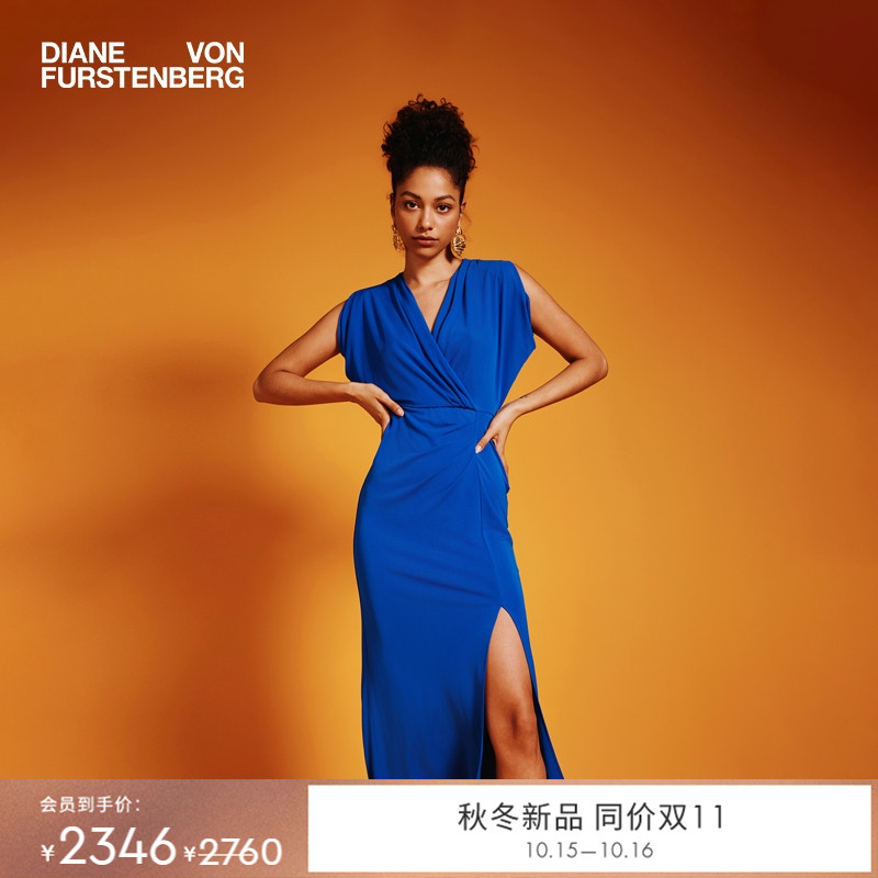 DVF纯色月辉蓝V领连衣裙