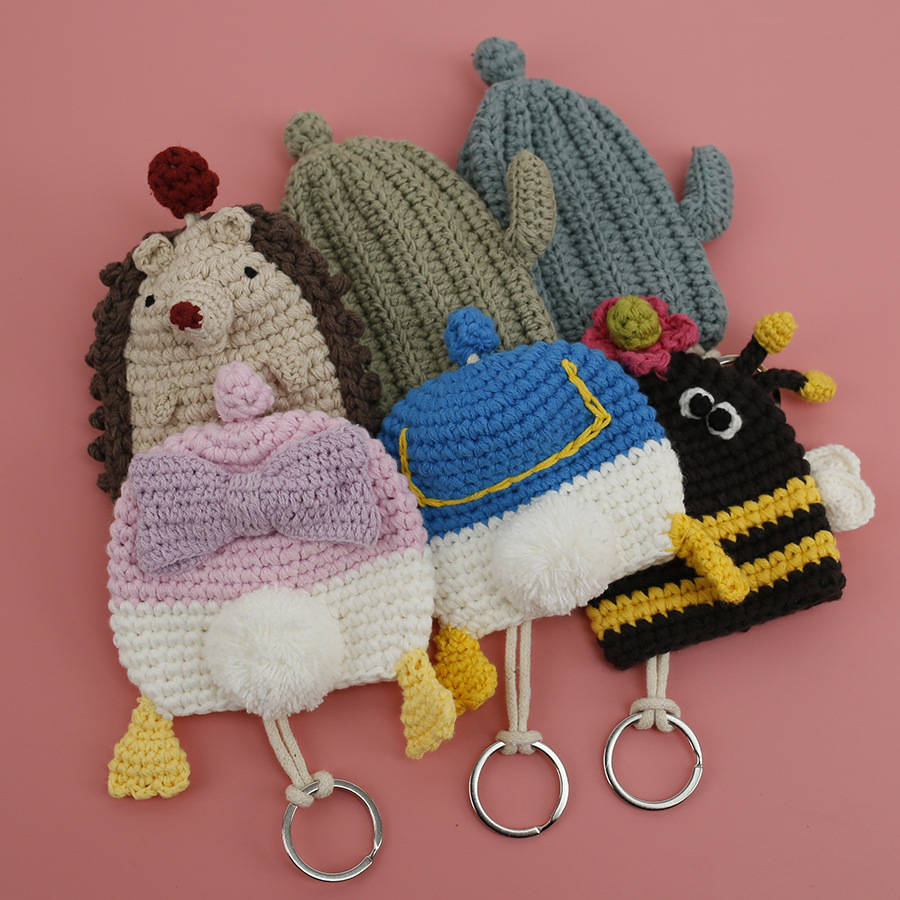 冉冉新款手工编织卡通钥匙包 可爱鸭屁股毛线钩织钥匙保护套 现货
