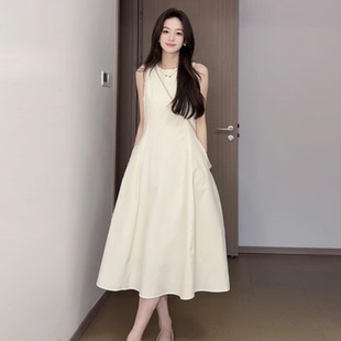 沙滩裙多巴胺黄色无袖 海边度假长裙 连衣裙子女夏2025新款 流行爆款